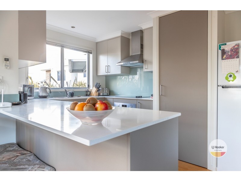 2/8 Kiama Place, Blackmans Bay TAS 7052