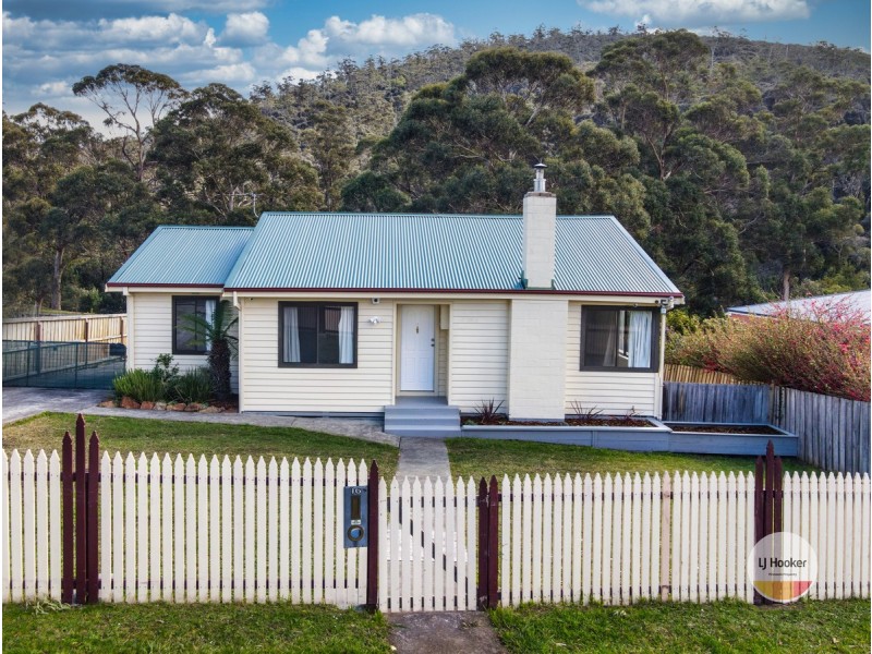 16 Arunta Crescent, Chigwell TAS 7011