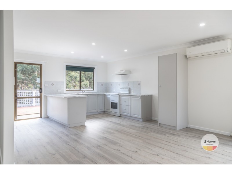 16 Arunta Crescent, Chigwell TAS 7011