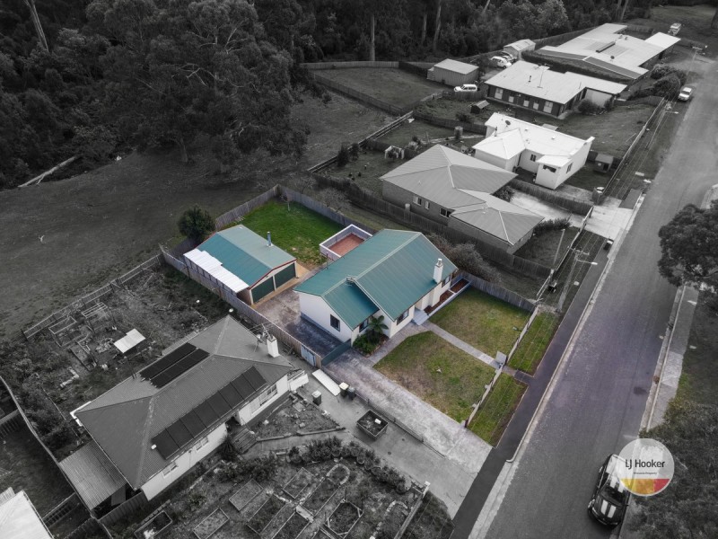 16 Arunta Crescent, Chigwell TAS 7011