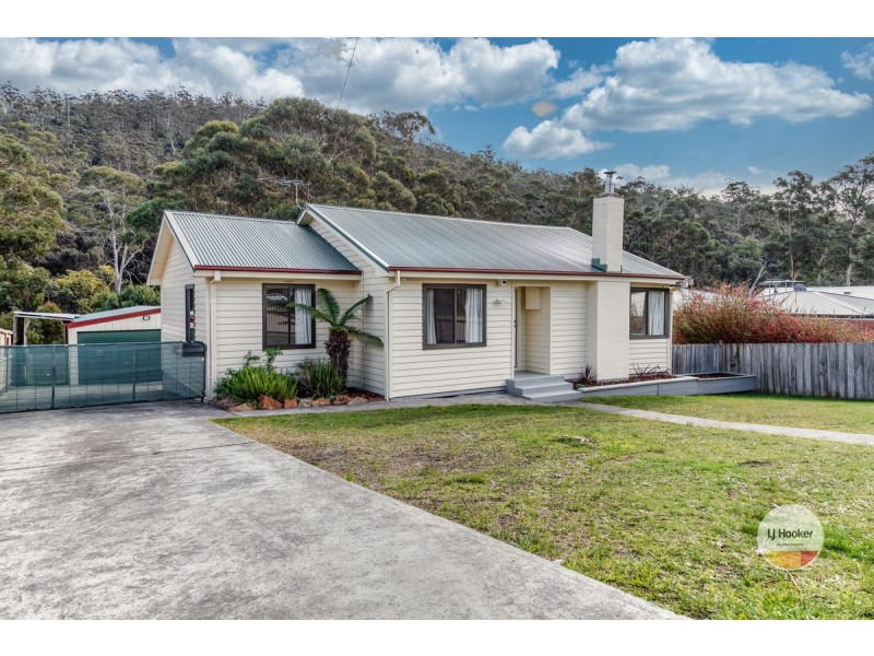 16 Arunta Crescent, Chigwell TAS 7011