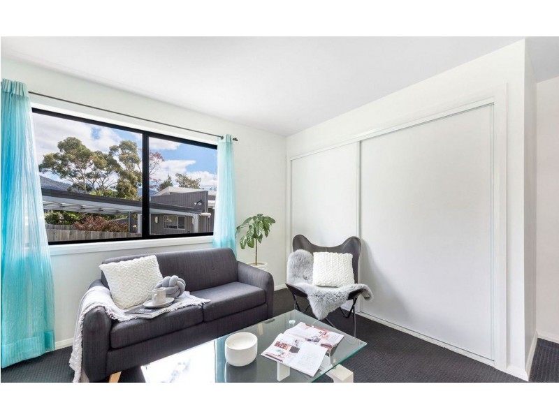22 Tenth Avenue, West Moonah TAS 7009