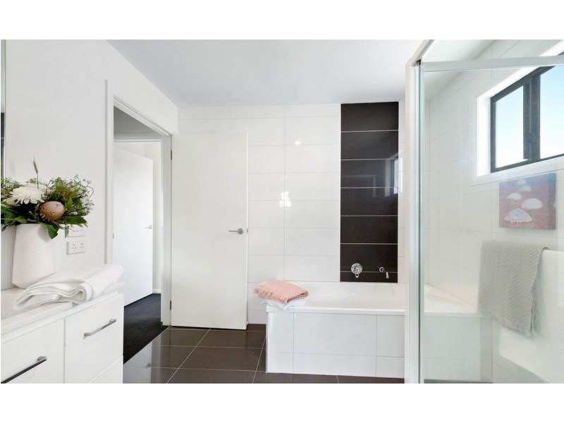 22 Tenth Avenue, West Moonah TAS 7009
