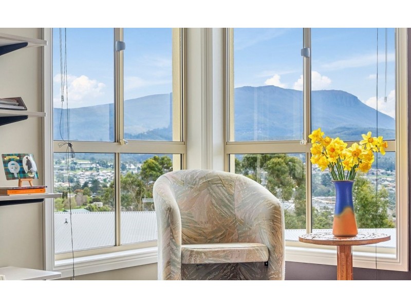 34 Fairview Drive, Kingston TAS 7050