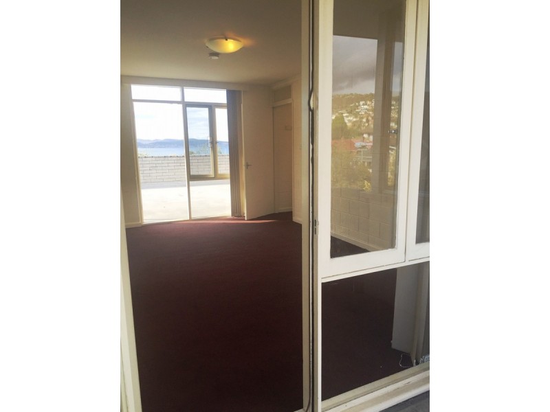 27/17-23 Regent Street, Sandy Bay TAS 7005