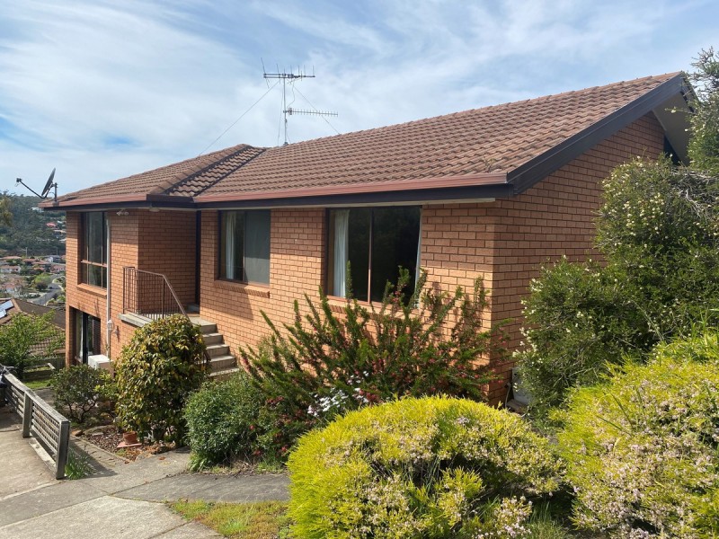 11 McClements Street, Howrah TAS 7018