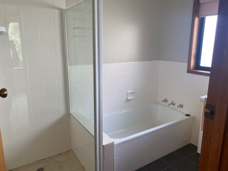 11 McClements Street, Howrah TAS 7018