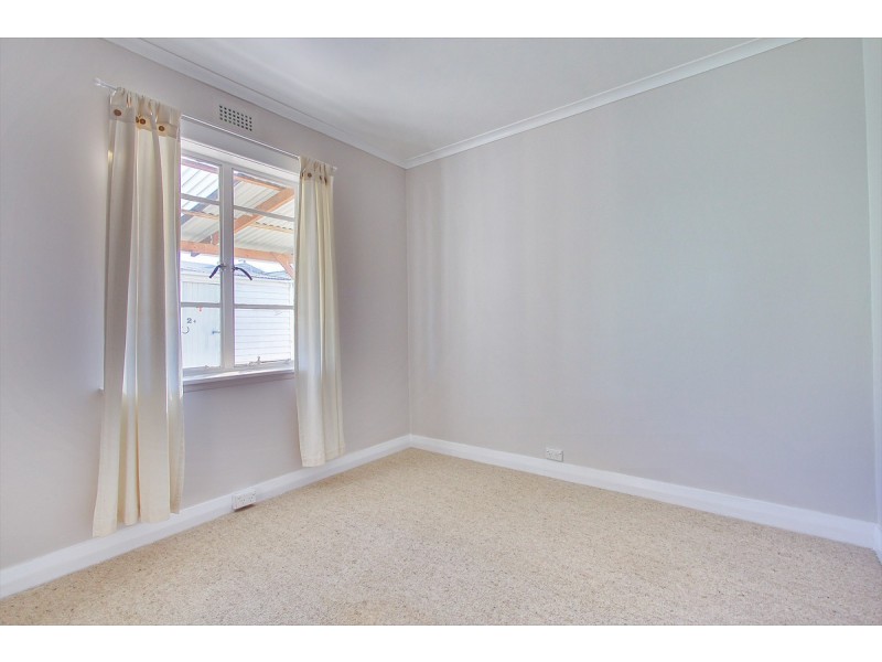 26 Edinburgh Crescent, Goodwood TAS 7010