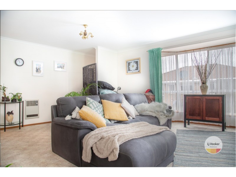 2/14 Lesdelle Street, Claremont TAS 7011