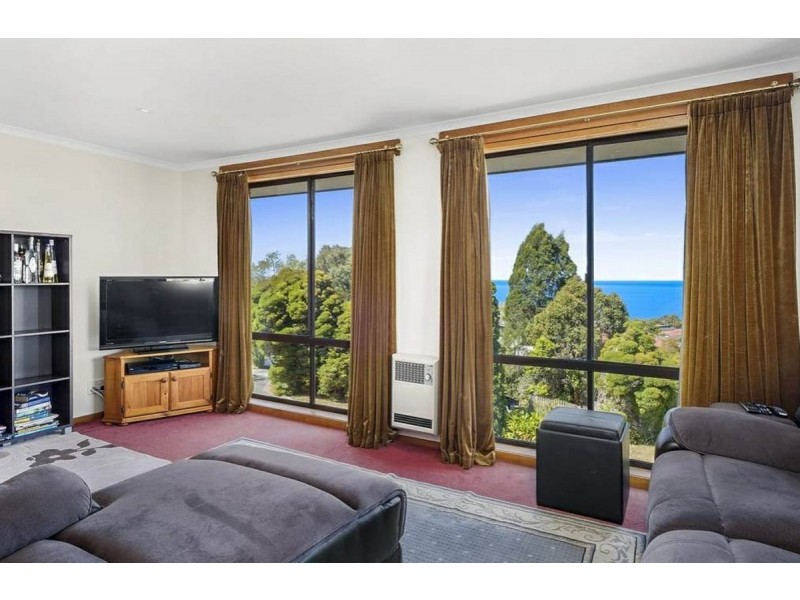 45 Tingira Road, Blackmans Bay TAS 7052