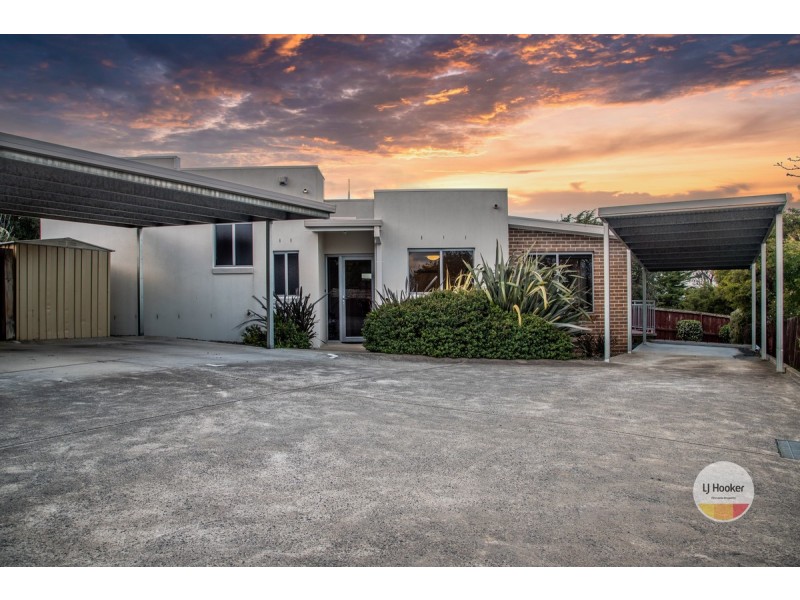 2/8 Kiama Place, Blackmans Bay TAS 7052