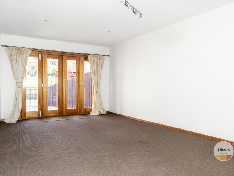 17 Forster Street, New Town TAS 7008