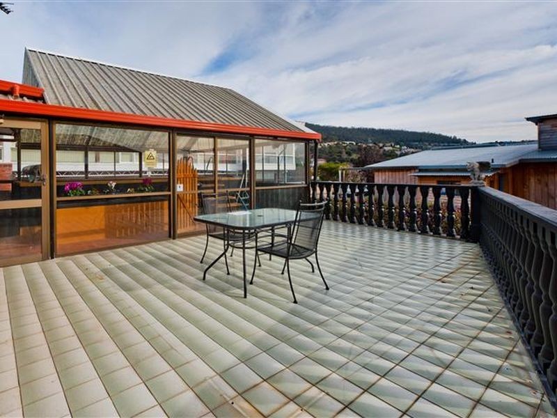 143 Patrick Street, West Hobart TAS 7000