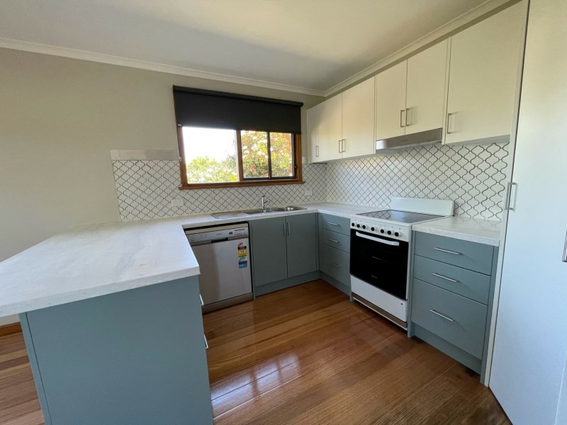 43 Hilton Road, Claremont TAS 7011