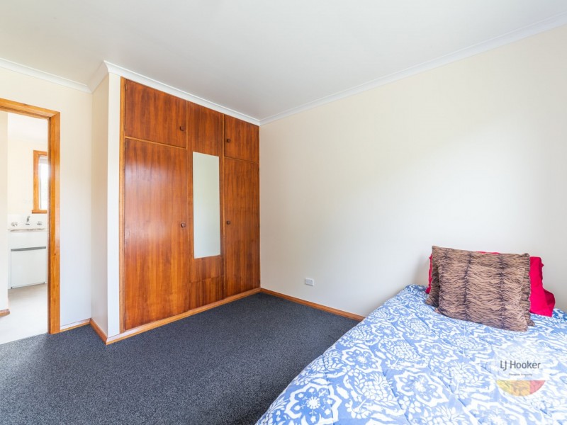 8/6 Katoomba Crescent, Montrose TAS 7010