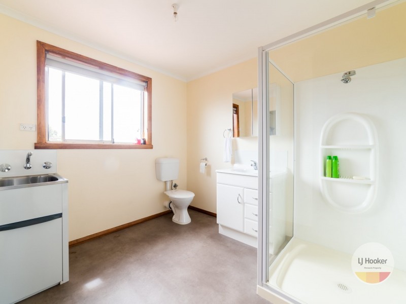 8/6 Katoomba Crescent, Montrose TAS 7010