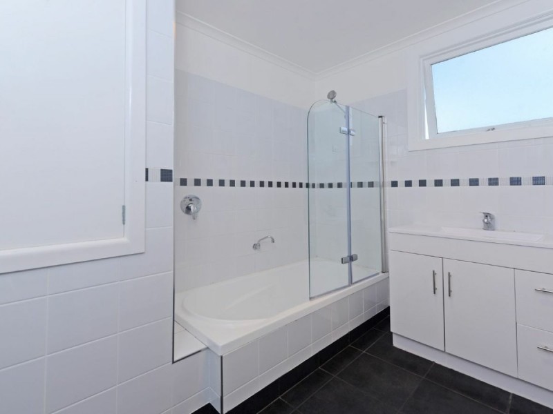 43 Canberra Road, Claremont TAS 7011