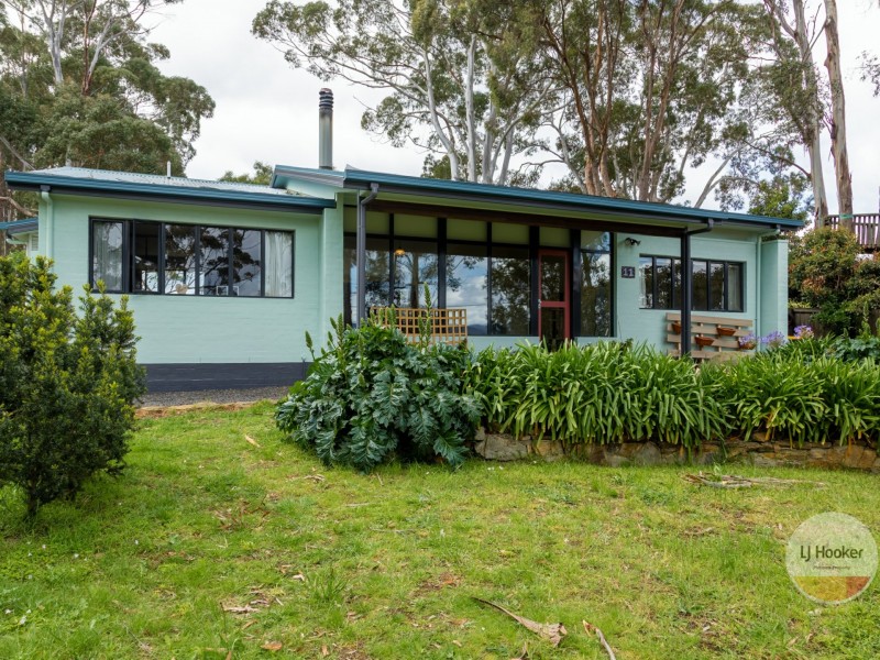 11 Wingara Road, Howden TAS 7054