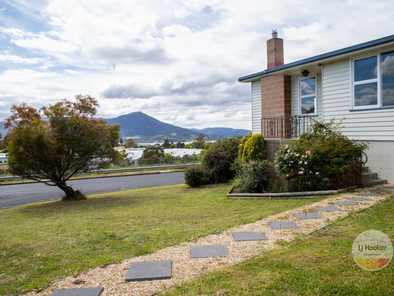 11 Canberra Road, Claremont TAS 7011