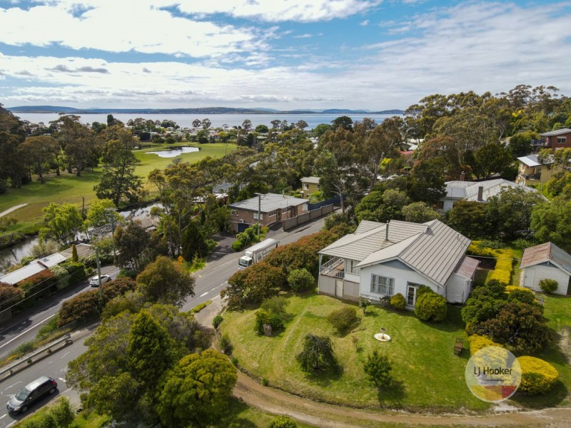 5 Roslyn Avenue, Kingston Beach TAS 7050