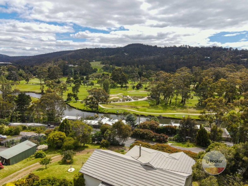 5 Roslyn Avenue, Kingston Beach TAS 7050