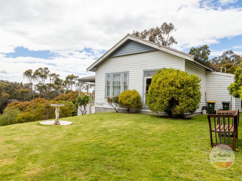 5 Roslyn Avenue, Kingston Beach TAS 7050