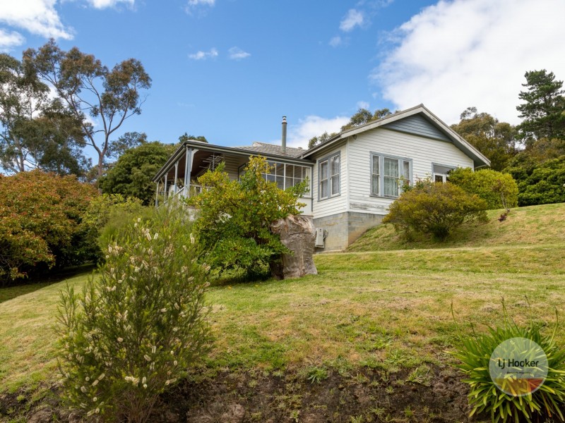 5 Roslyn Avenue, Kingston Beach TAS 7050