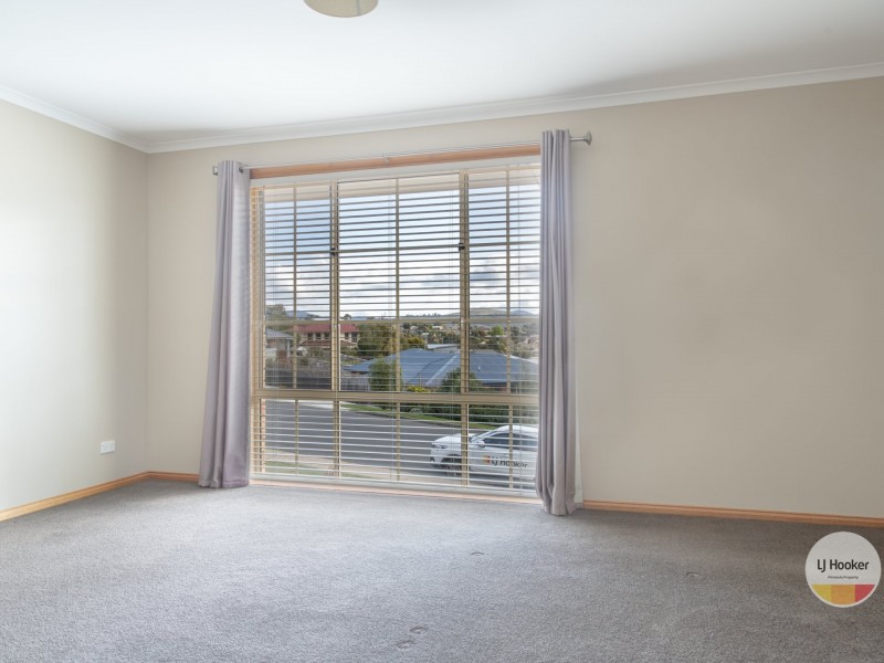 60 Hutchins Street, Kingston TAS 7050