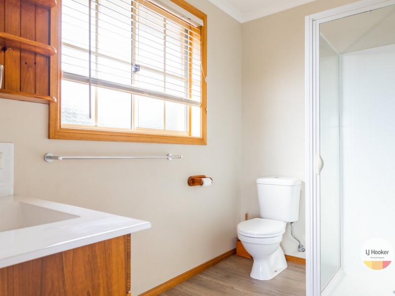 60 Hutchins Street, Kingston TAS 7050