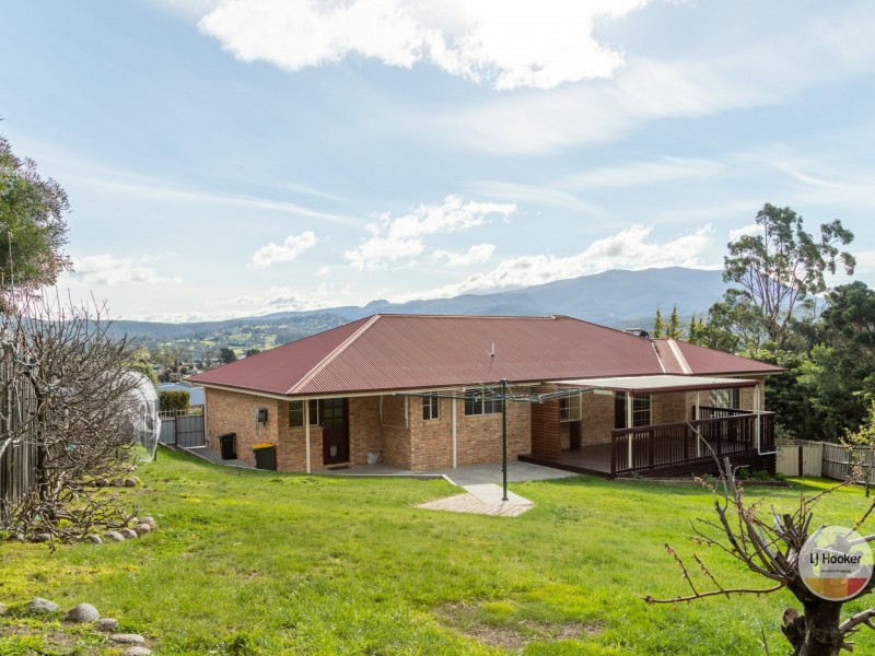 60 Hutchins Street, Kingston TAS 7050