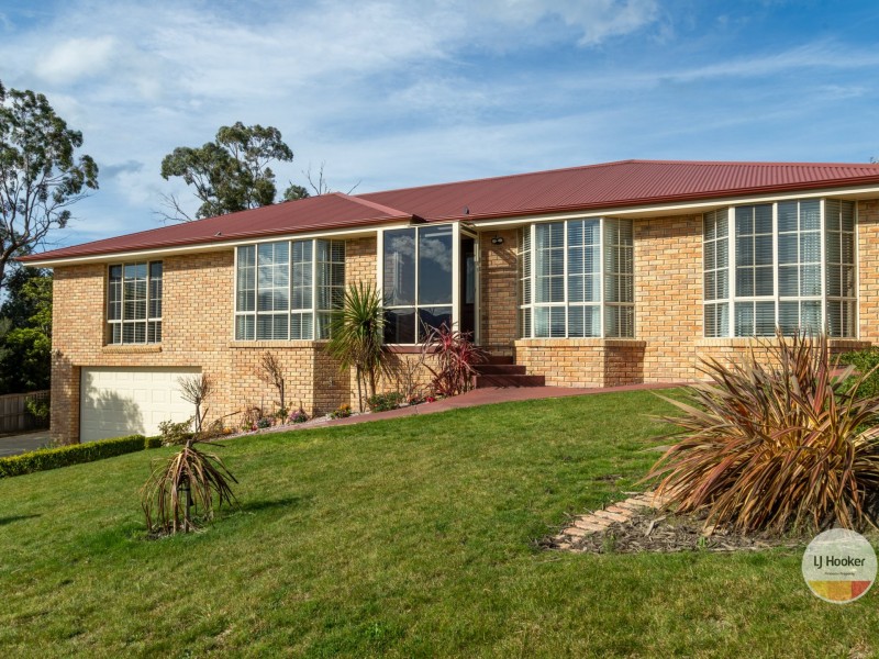60 Hutchins Street, Kingston TAS 7050