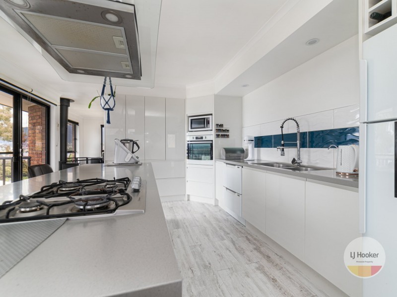 12 Grevillea Avenue, Old Beach TAS 7017