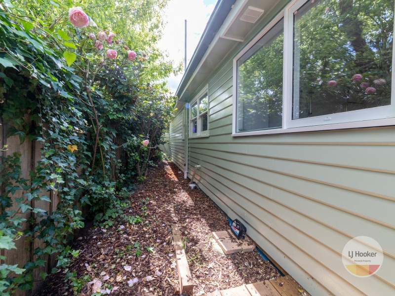 10 Amaroo Road, Austins Ferry TAS 7011