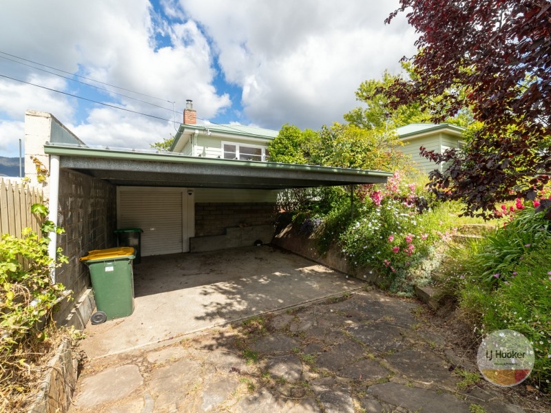 10 Amaroo Road, Austins Ferry TAS 7011