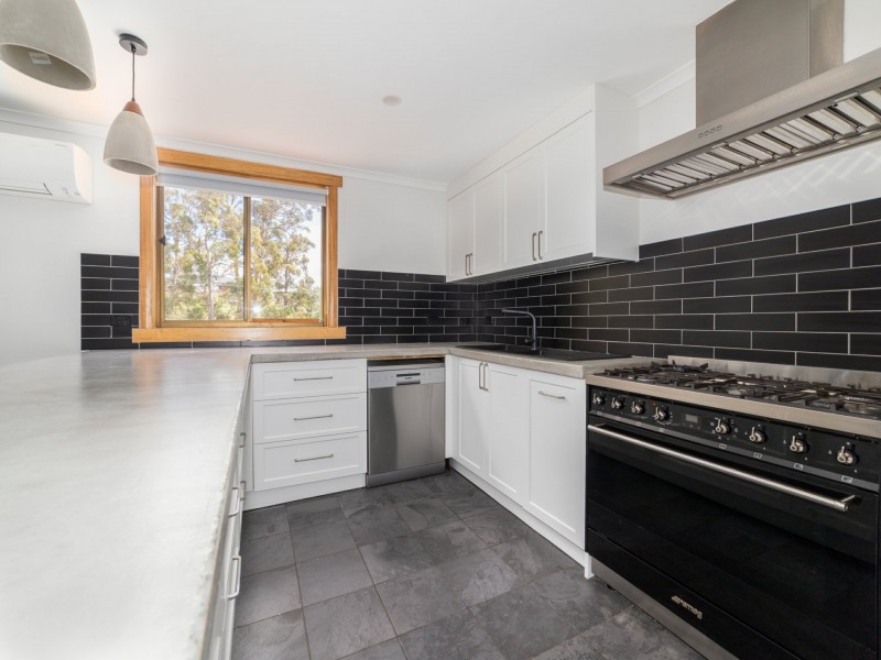 13 Biara Street, Chigwell TAS 7011