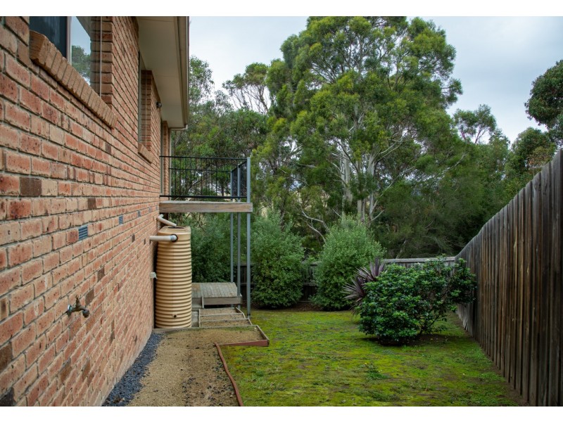 2/42 Branscombe Road, Claremont TAS 7011