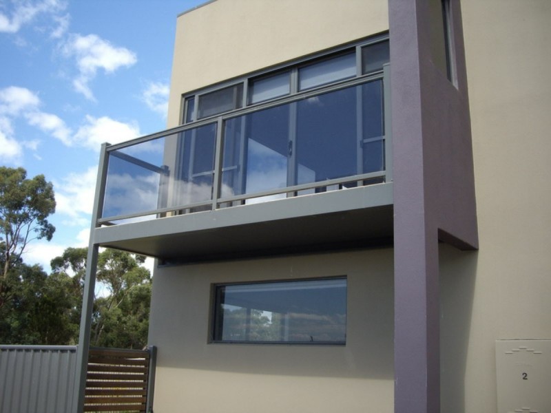 2/22 Graham Street, Electrona TAS 7054