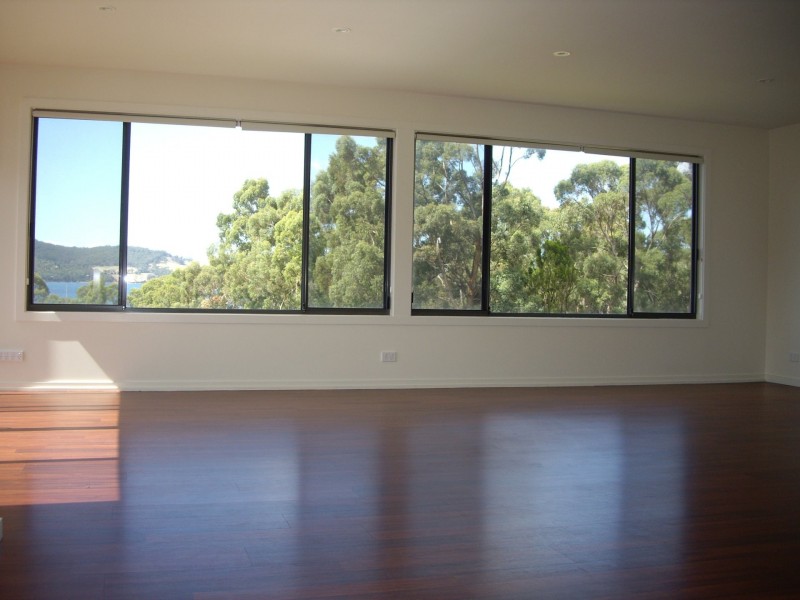 2/22 Graham Street, Electrona TAS 7054