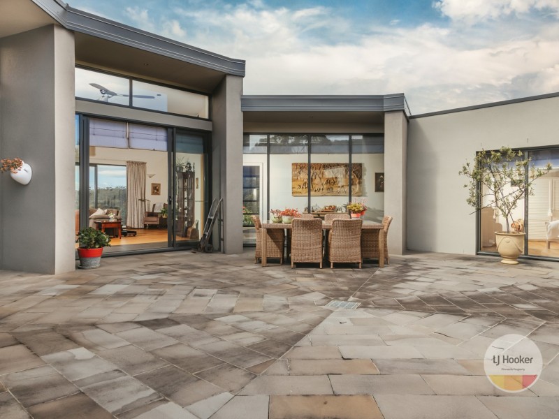 384 Saddle Road, Kettering TAS 7155