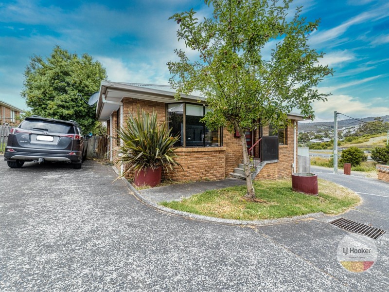 Unit 1/88A Hilton Road, Claremont TAS 7011