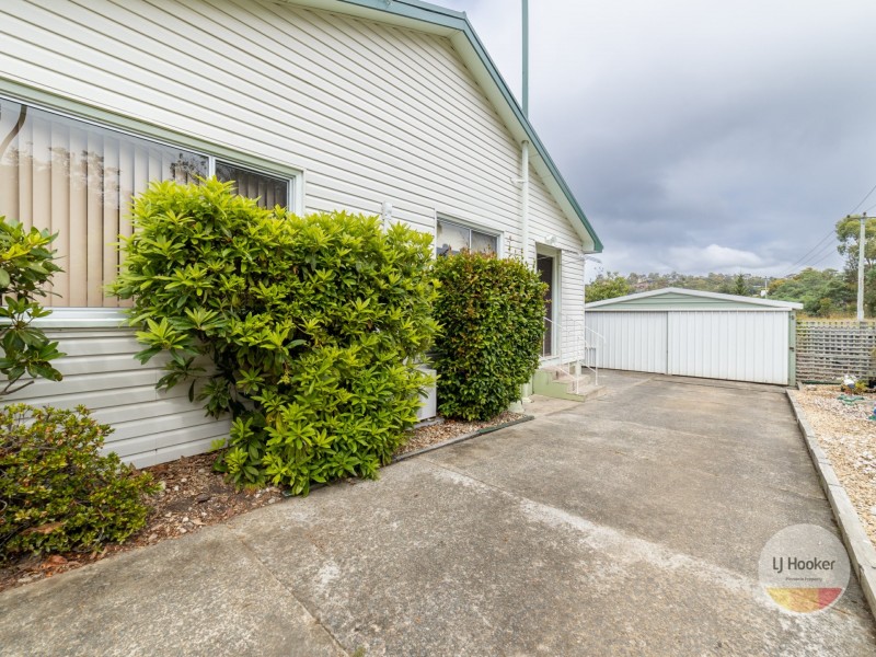 8 Roebuck Street, Warrane TAS 7018