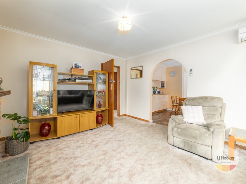 8 Roebuck Street, Warrane TAS 7018