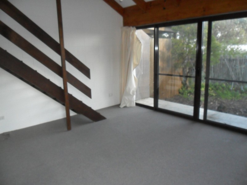 4/16 Weemala Court, Mount Nelson TAS 7007