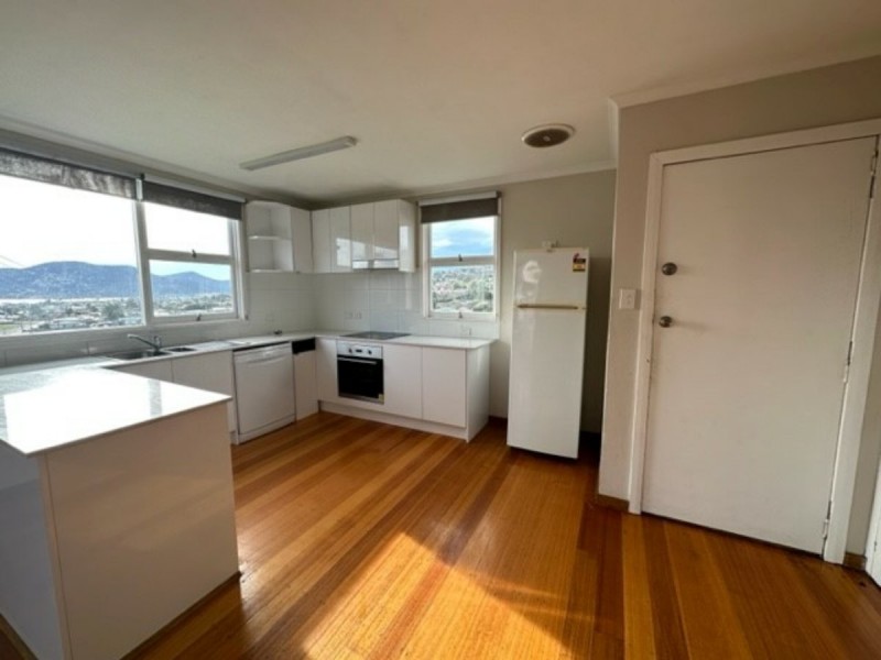 8 Hotham Court, Glenorchy TAS 7010