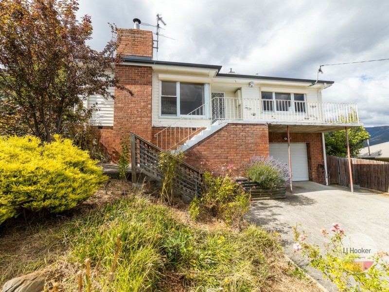 19 Fairfax Rd, Glenorchy TAS 7010
