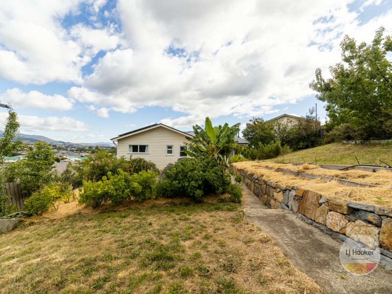 19 Fairfax Rd, Glenorchy TAS 7010