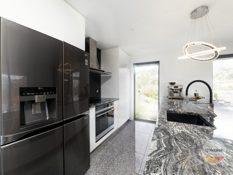 32 Seventh Avenue, West Moonah TAS 7009