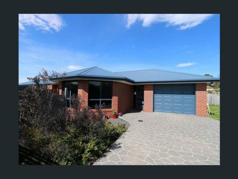 1 Crimson Drive, Margate TAS 7054