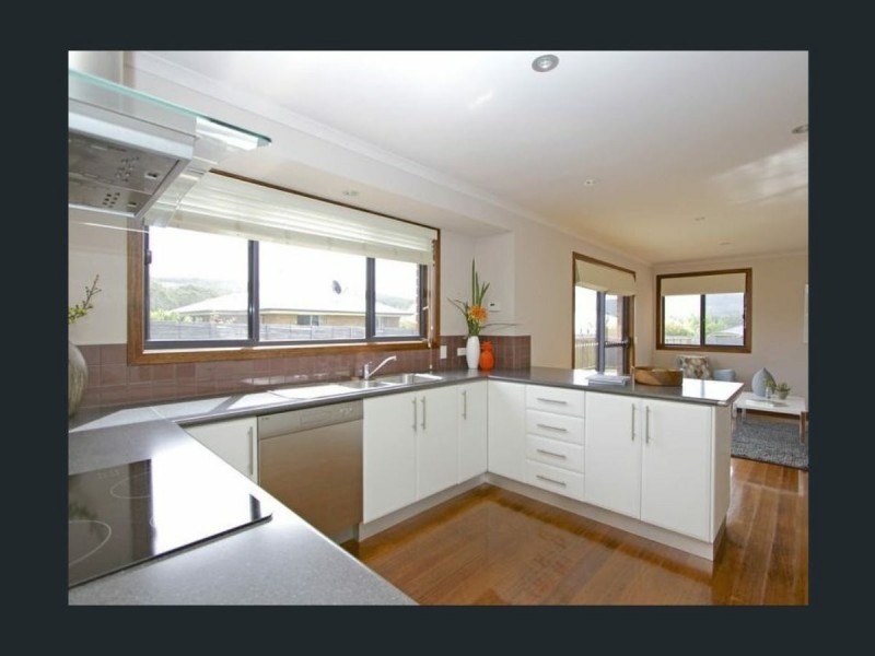 1 Crimson Drive, Margate TAS 7054