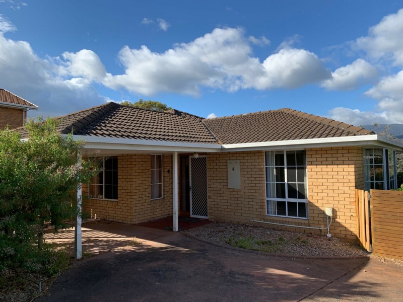 4/2a Somerdale Road, Claremont TAS 7011